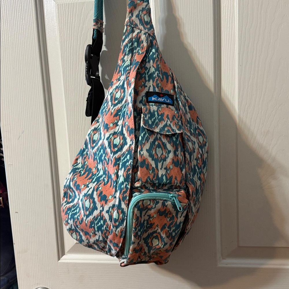 Kavu Geometric Rainbow Sling Bag Backpack Book Bag Hiking Trail